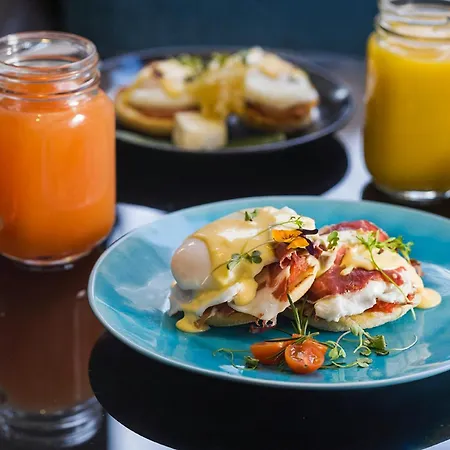 巴塞罗万丽酒店 酒店 5*