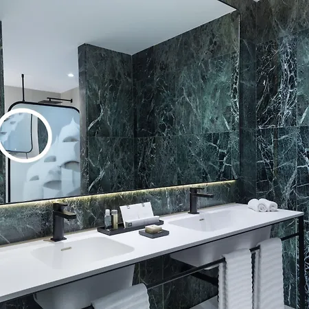 Renaissance Hotell