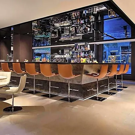 Hotell Renaissance 5*