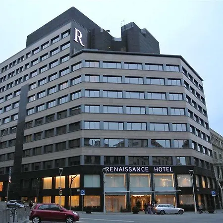 Renaissance 5*