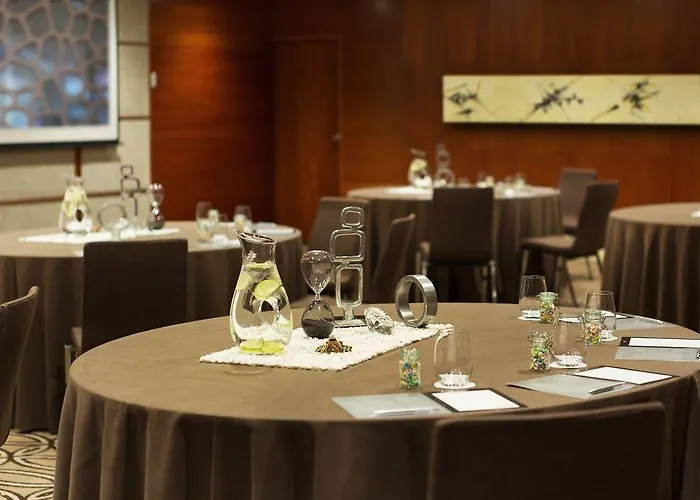 酒店 巴塞罗万丽酒店 5*