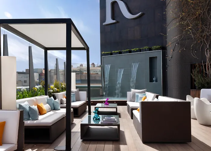 巴塞罗万丽酒店 5*