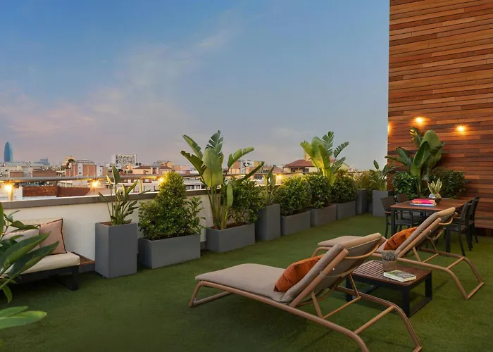 巴塞罗万丽酒店 酒店