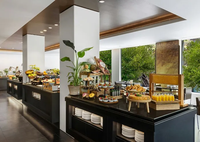 巴塞罗万丽酒店 酒店 5*