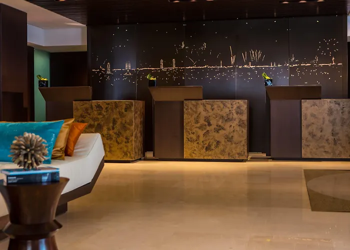 巴塞罗万丽酒店 5* 巴塞罗那