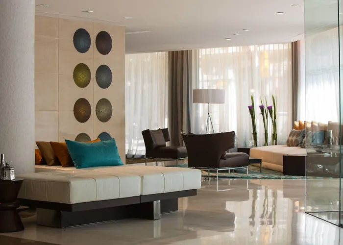 酒店 巴塞罗万丽酒店