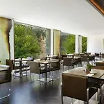 Renaissance Hotel 5*