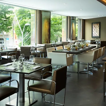 رينيسانس فندق برشلونة